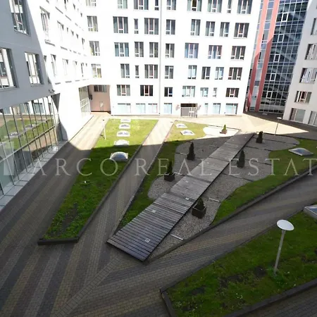 Old Modern Apartment *