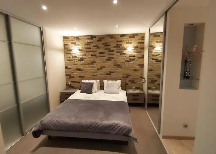 Old Modern Апартаменты