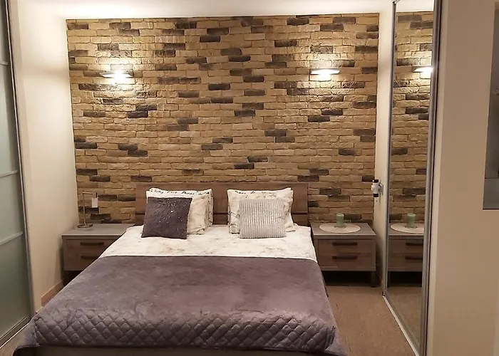 Old Modern Apartment *